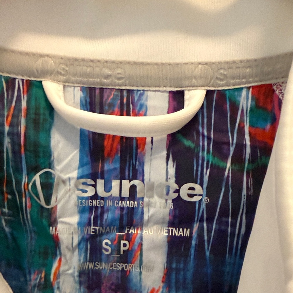 Sunice Multicolor Patterned Jacket NWT - image 2